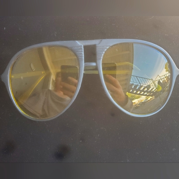 Vintage Night Driver Sunglasses. - Picture 3 of 16